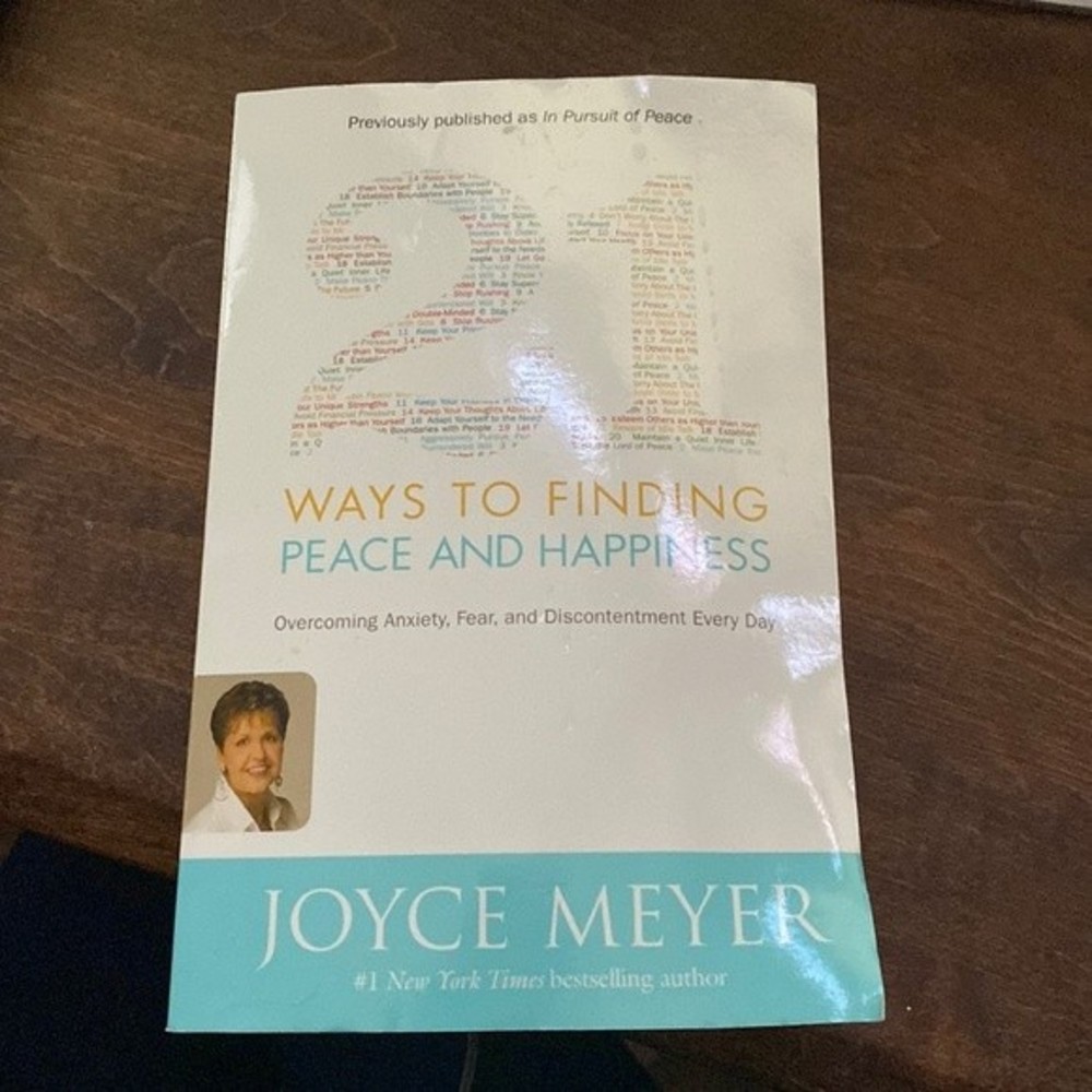 21 Ways To Finding Peace and Happiness. A book for overcoming anxiety